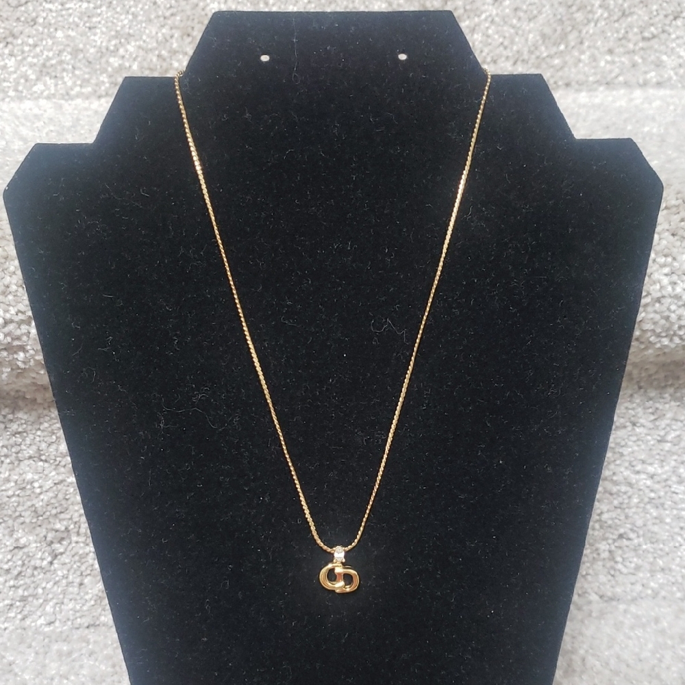 Elegant Gold Pendant Necklace Christian Dior Authentic